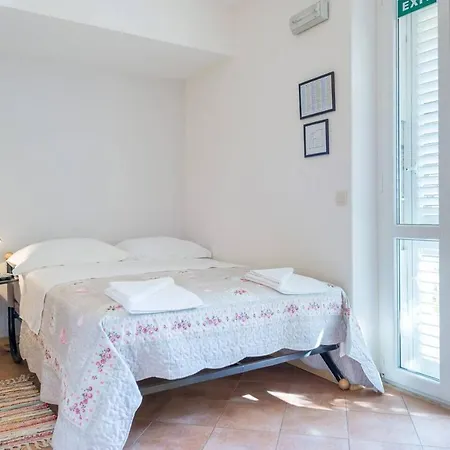 Apartment With Wifi - 20310